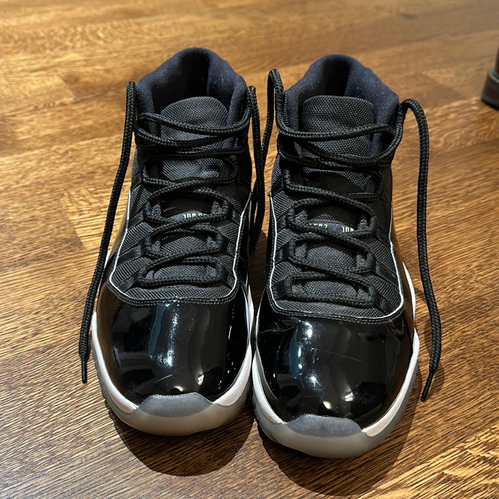 Air Jordan 11 Retro Space Jam 2016